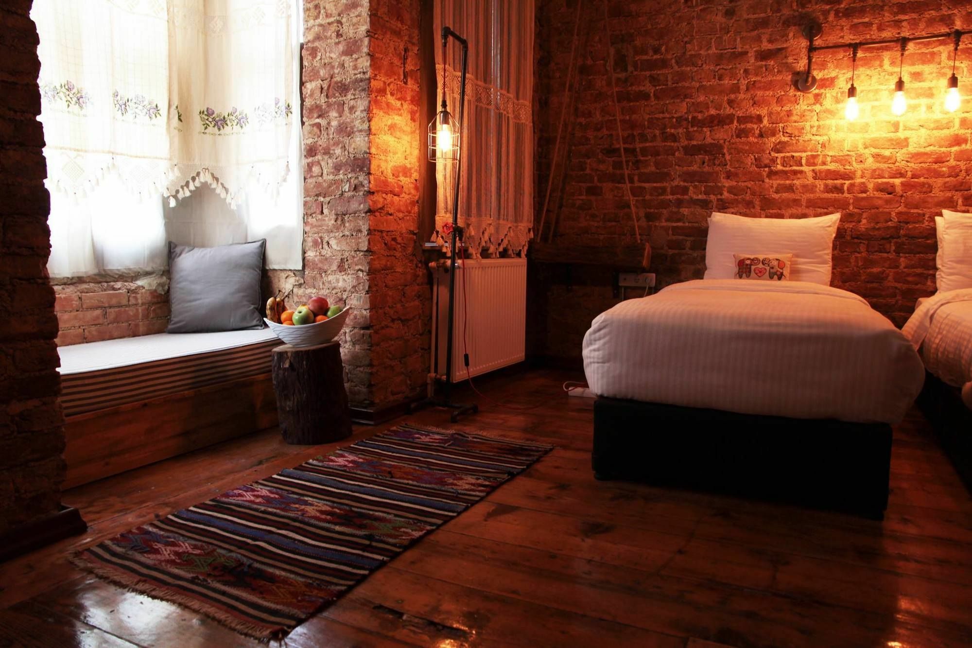 Historic Galata Aparthotel Istanbul Exterior photo